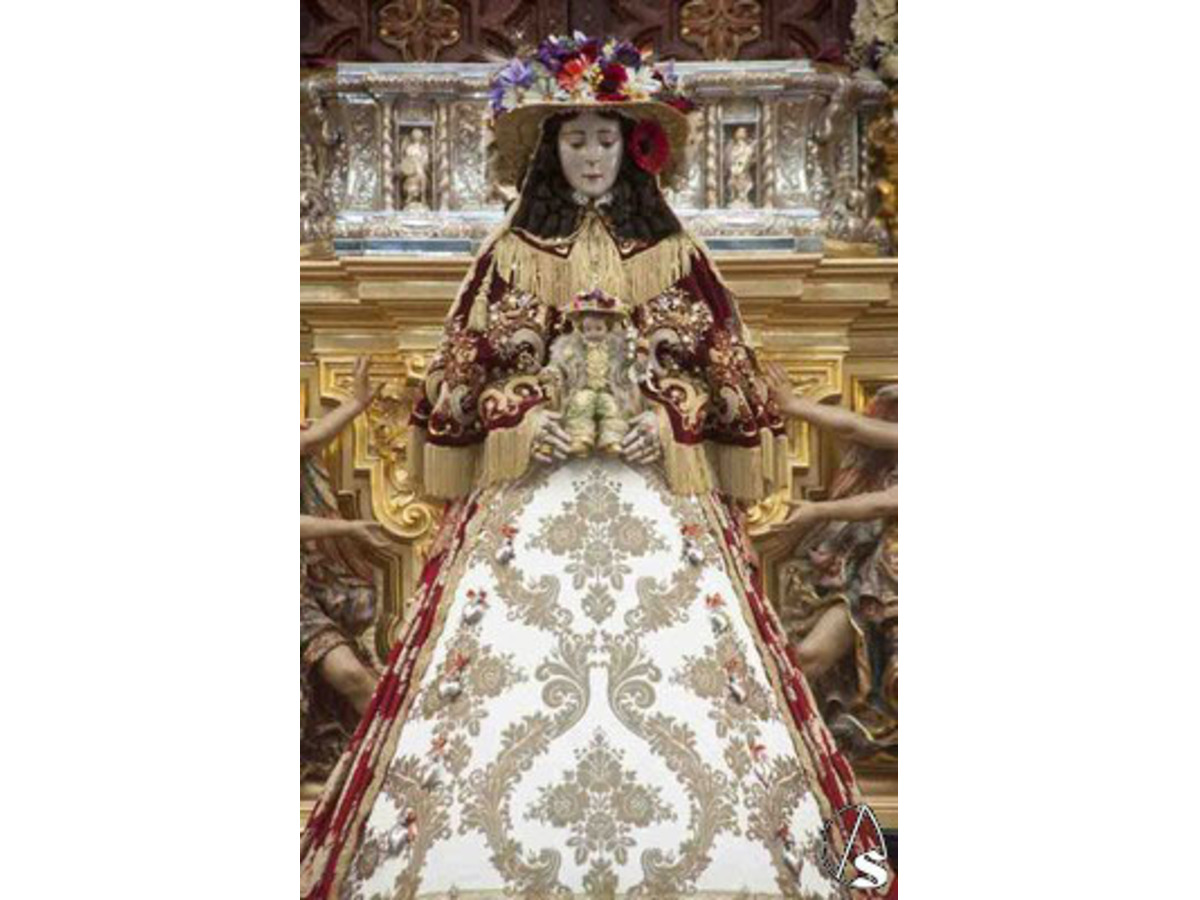 Dresses of the Virgin Mary, the Virgin of Roco