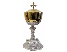 Rococo Ciborium in bronze silver bath