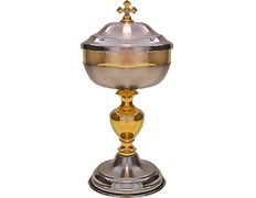 Silver and gold ciborium with circular base