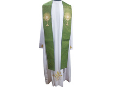 Add to Cart Viscose stole decorated with green chalice Viscose stole decorated with green chalice