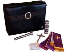 Sacrament case in synthetic leather
