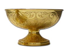 Embossed silver paten with 24-carat gold plating