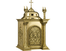 Tabernacle with standing angels