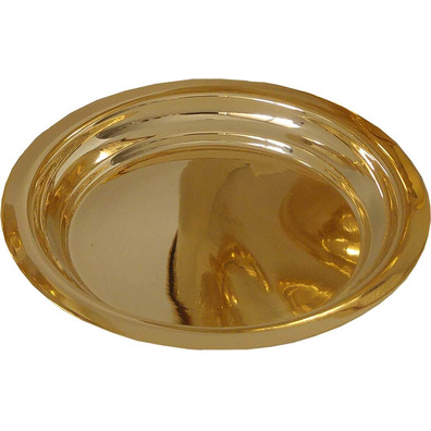 Communion chalice and paten made of metal