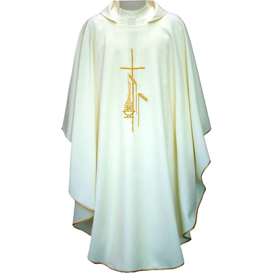 Embroidered polyester chasuble with gold trim beige