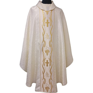 Damask chasuble with beige golden central braid