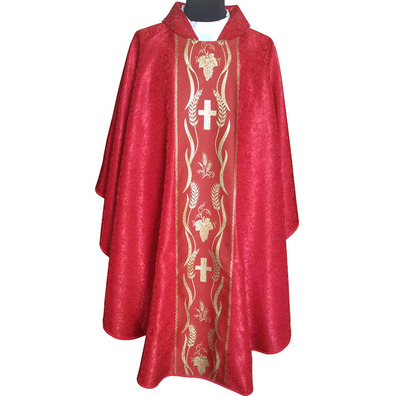Damask chasuble with red golden central braid