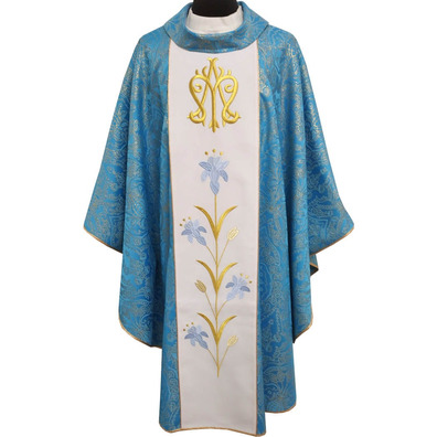 Marian chasuble with blue embroidered central stolon