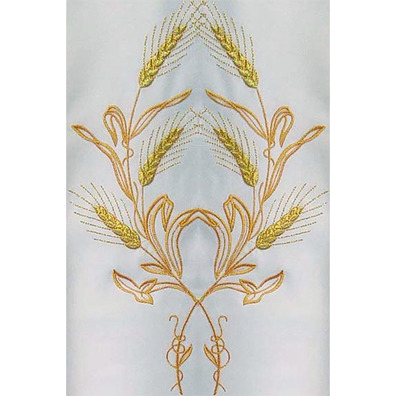 Chasuble with golden embroidery beige