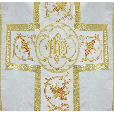 Roman chasuble in beige damask fabric