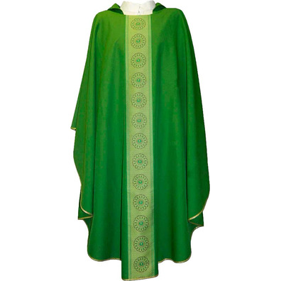 Polyester chasuble with golden central gallon green