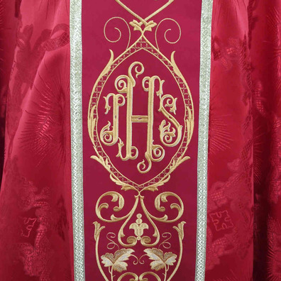Catholic chasuble for sale | Embroidered collar red