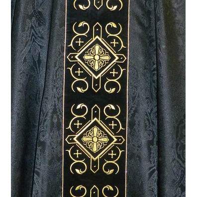 Chasuble with collar and stolon in black velvet