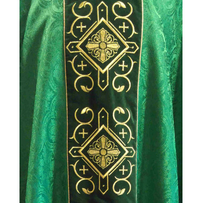 Green velvet chasuble with collar and stolon