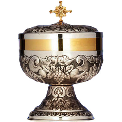 Silver ciborium with beveled grapes