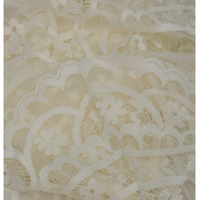 Mantilla española beige for Holy Week