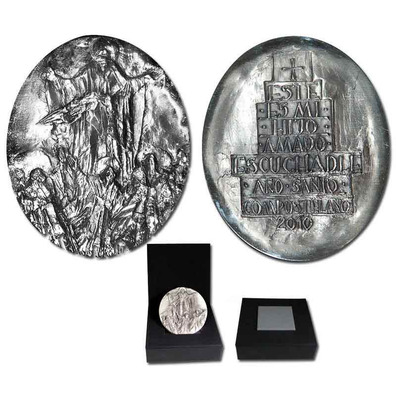 Silver medallion souvenir of the Holy Year