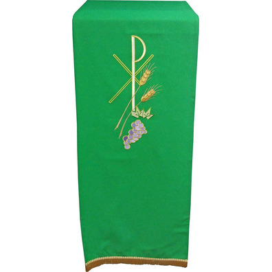 Lectern cloth with Crismón, green embroidered ears and grapes