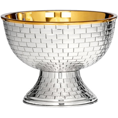 Silver paten with linear chiseling