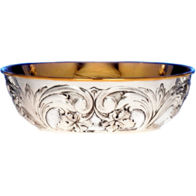 Engraved silver paten with gold interior