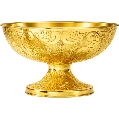 Embossed silver paten with 24-carat gold plating
