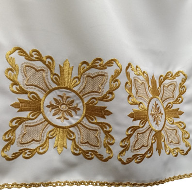 Humeral veil | Sacred Catholic vestments for priests